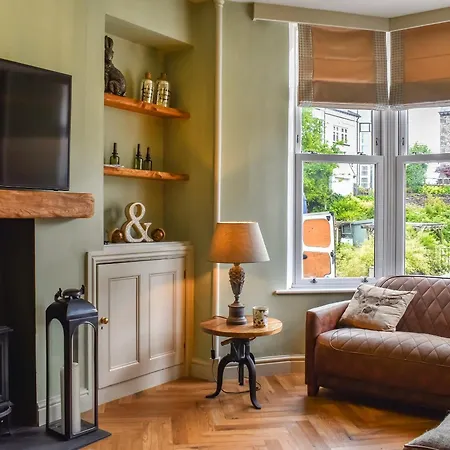 Orchard House * Bowness-on-Windermere